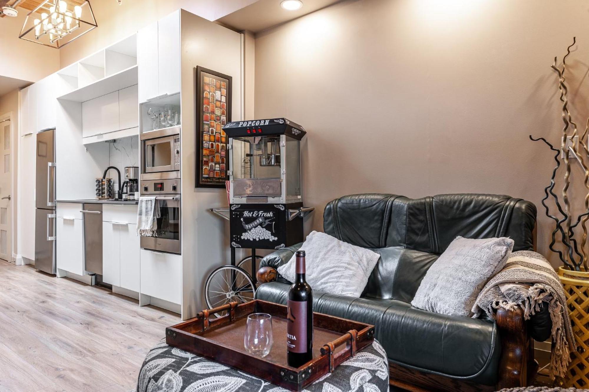 Glyn Rhosyn Loft Apartment Stratford Exterior photo